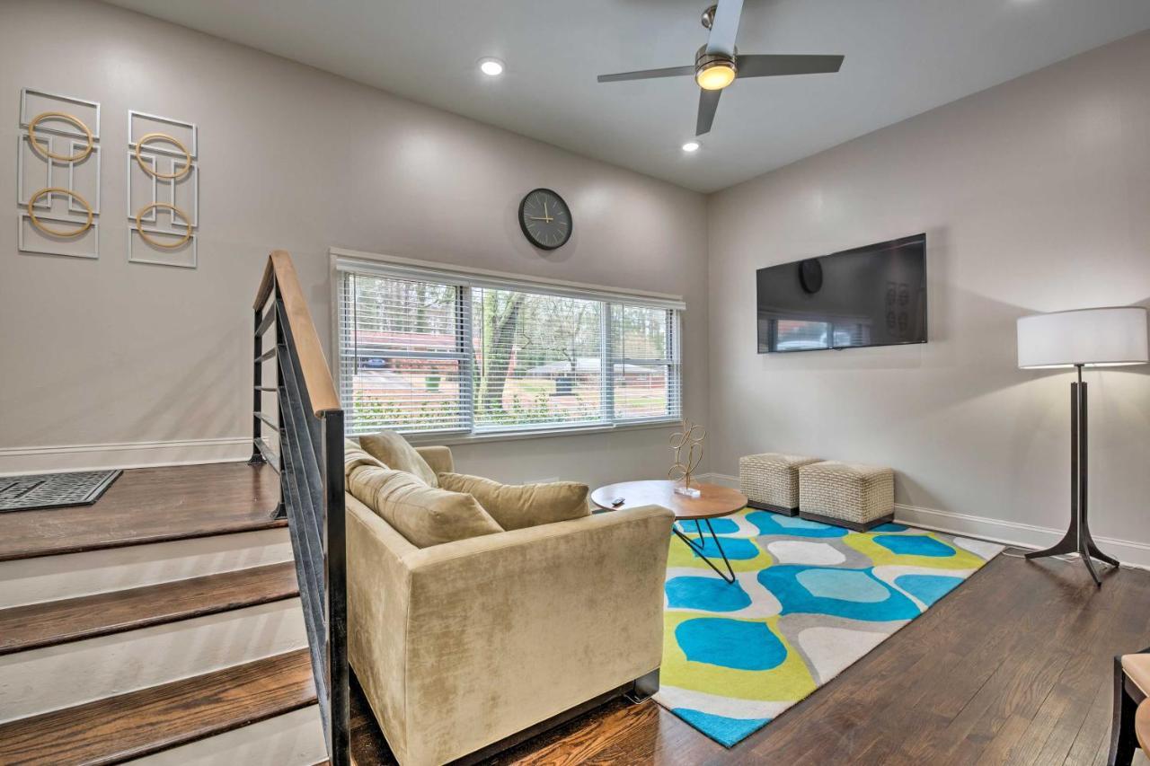 Holiday home Retreat With Deck In Greenbriar Area! *