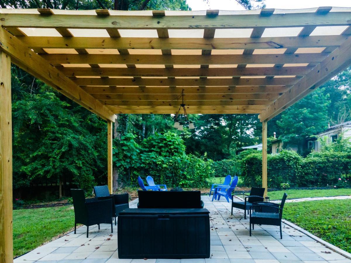 Holiday home Boho Vibes With Large Private Backyard In The