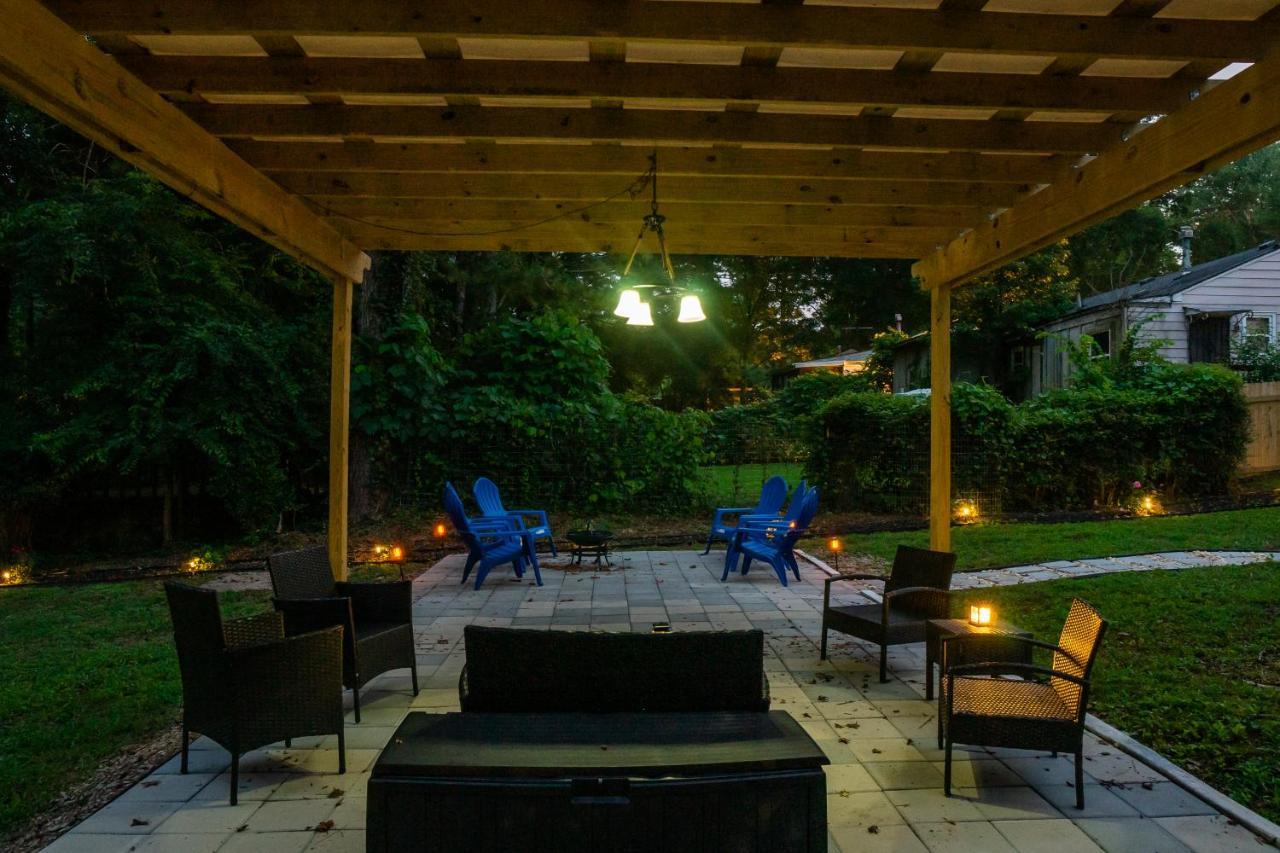 Boho Vibes With Large Private Backyard In The *