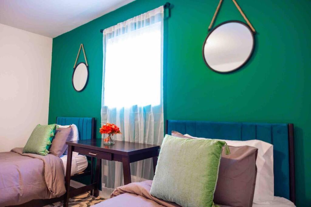 Downtown Atl 2bd W/ Free Pkng