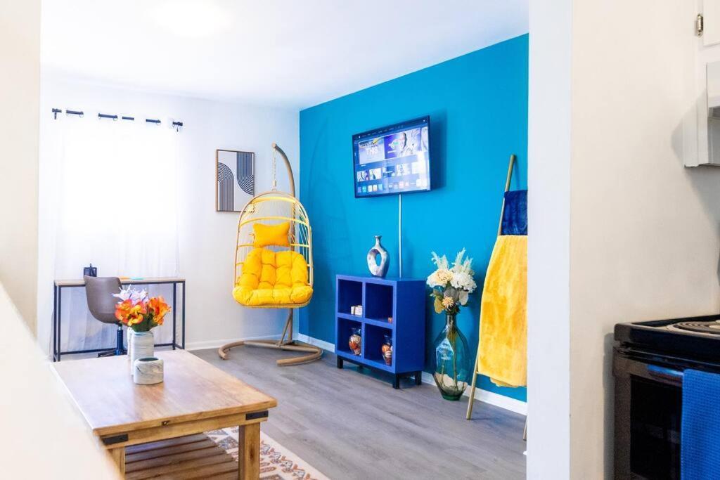 Downtown Atl 2bd W/ Free Pkng