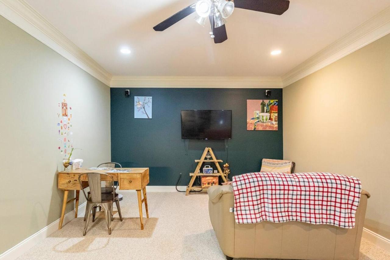 Private Master Downtown Guest house