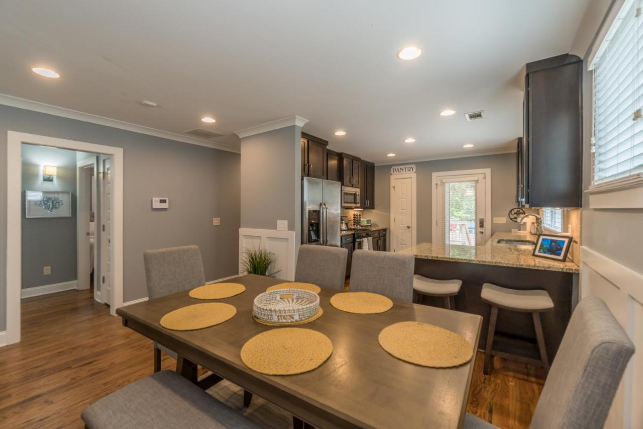 Modern Cozy In East Village Atlanta