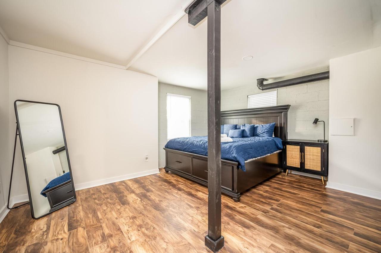 Holiday home Luxurious 4br/3ba In Nw Atl Atlanta