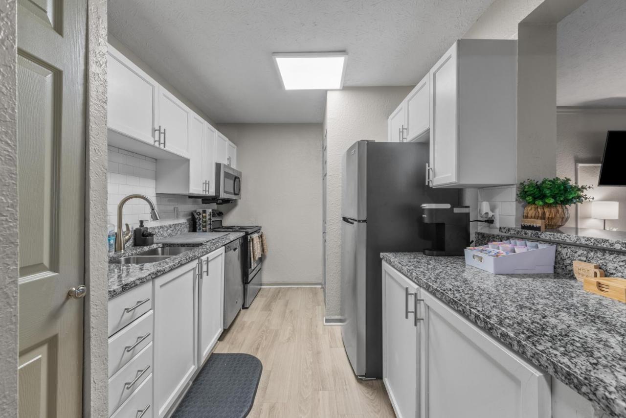 Boho Chic 2bedroom Walking Distance To The Battery Apartment