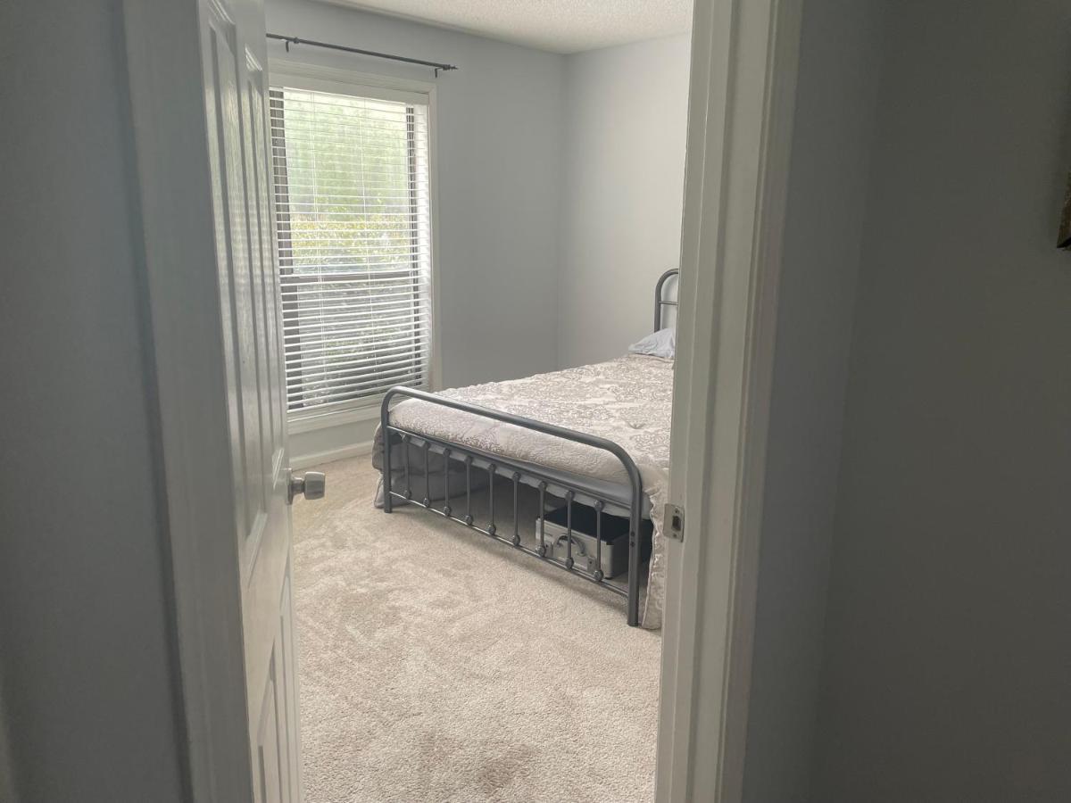 Smooth 2/2 In Buckhead, Atl *