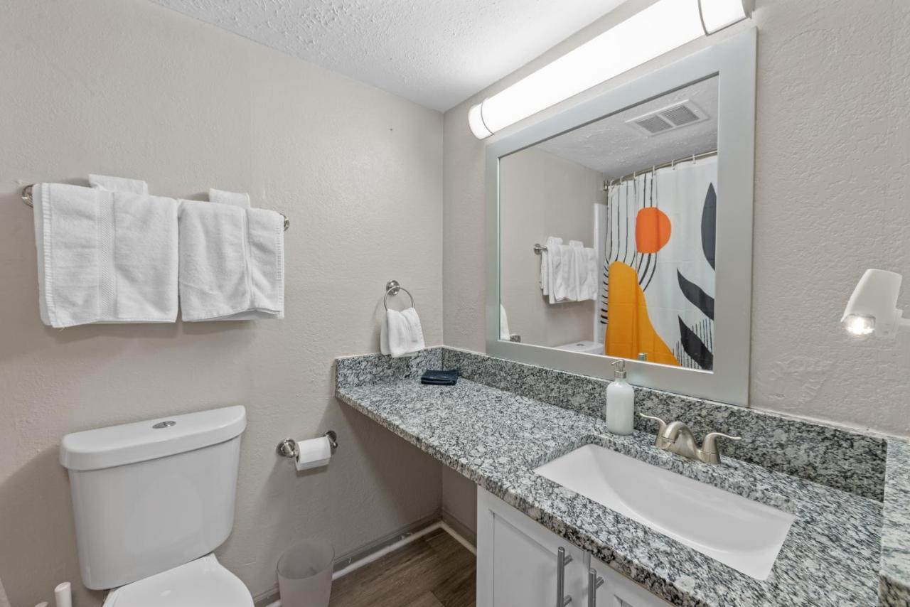 Boho Chic 2bedroom Walking Distance To The Battery Apartment Atlanta