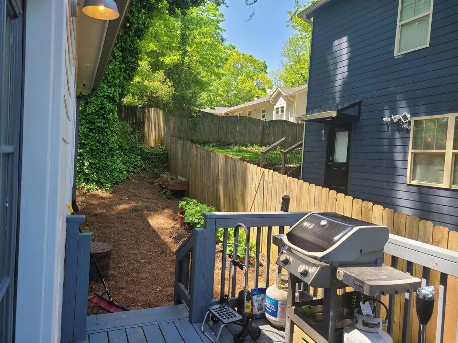West End Modern 3 Bedroom Holiday home