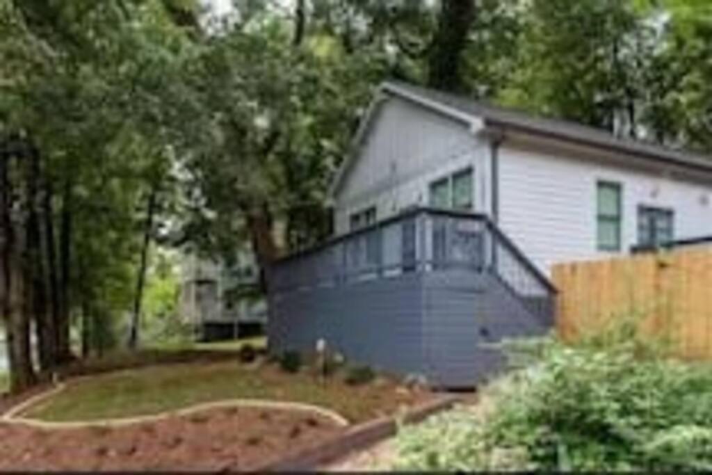 West End Modern 3 Bedroom Atlanta