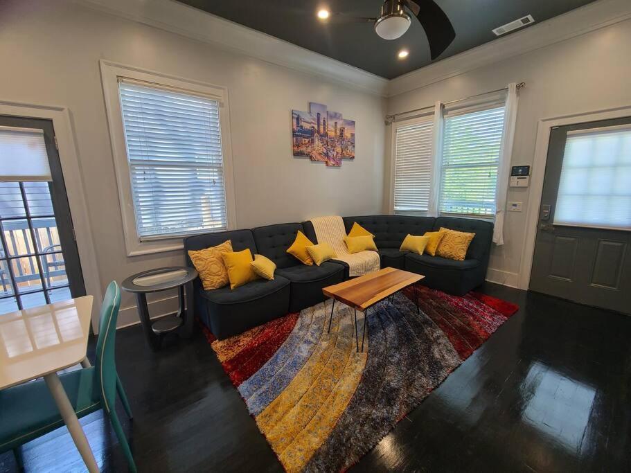 West End Modern 3 Bedroom Atlanta
