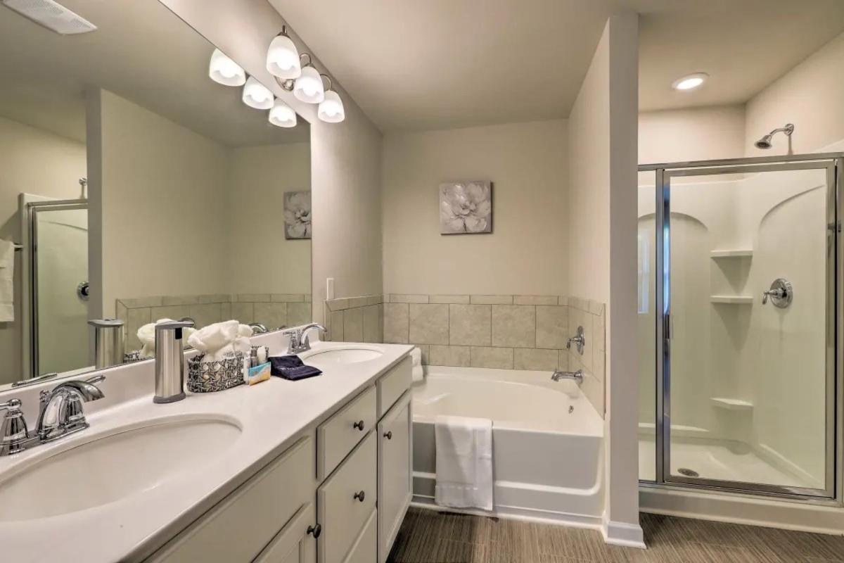 Modern 3br Townhome 10 Mins To Downtown Atl * Atlanta