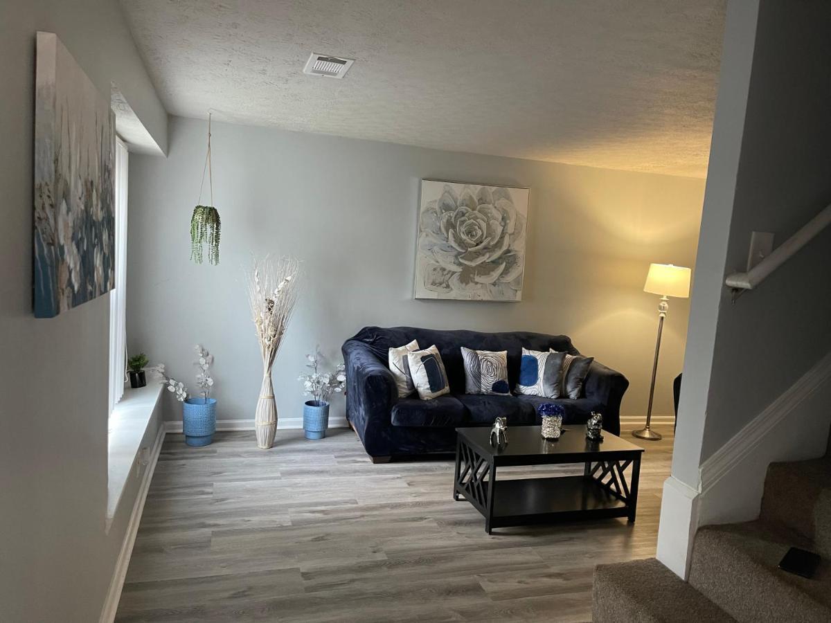 2bdrm Comfortable Townhome 5 Mins From Airport Apartment Atlanta