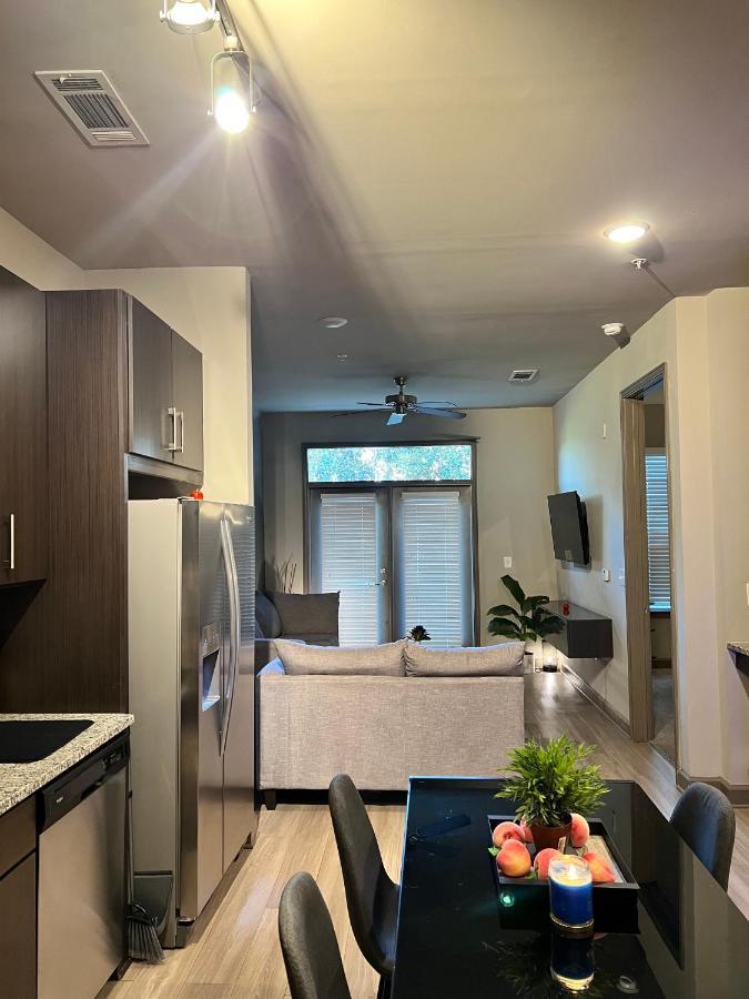 Apartment Bleisure At Atlantic Station Modern 1 Bedroom *