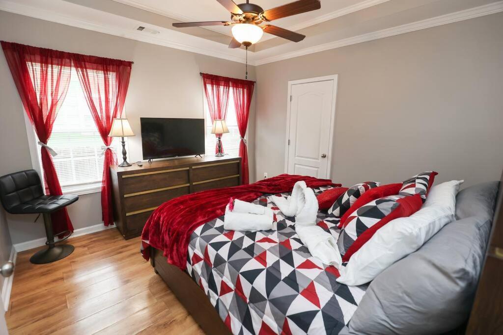 Mbz Stadium*modern House*king Bed*wi-fi*smart Tv * Atlanta