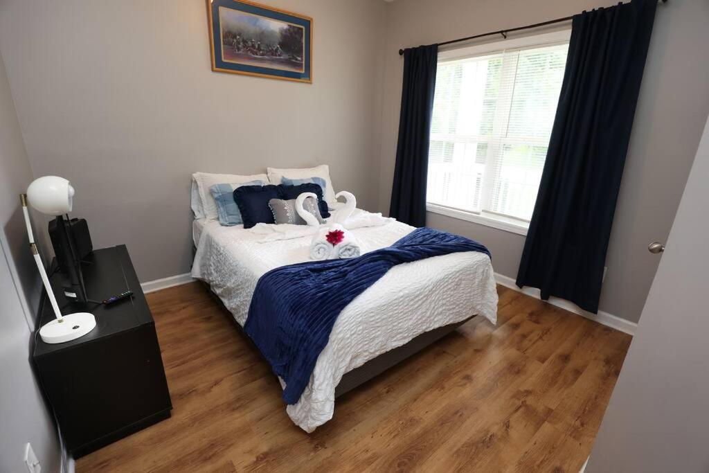 Mbz Stadium*modern House*king Bed*wi-fi*smart Tv Holiday home Atlanta