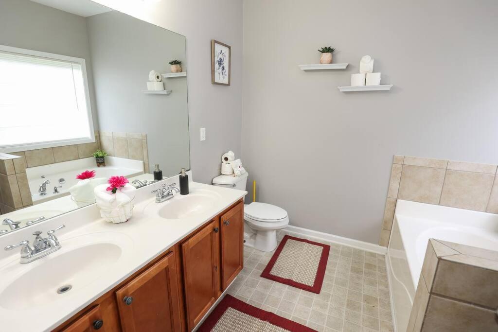Holiday home Mbz Stadium*modern House*king Bed*wi-fi*smart Tv