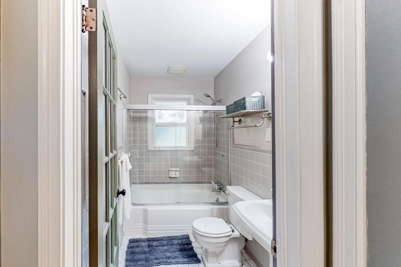 Sycamore Place Duplex Holiday home