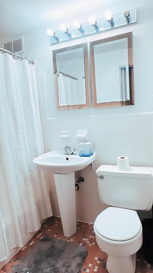 Highrise Luxury Two Bedroom In Downtown Within Minutes!! Aparthotel