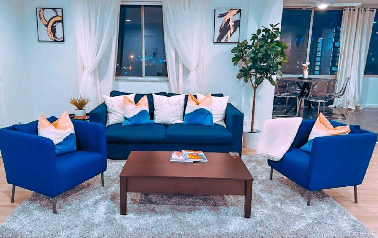 Highrise Luxury Two Bedroom In Downtown Within Minutes!! Aparthotel *