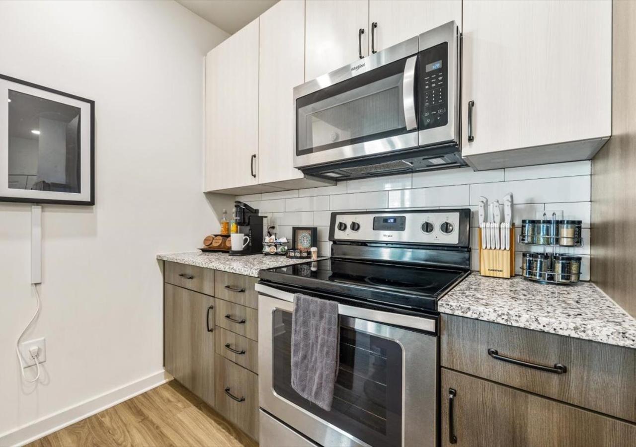 Luxurious 1 Bedroom Near Braves Stadium *