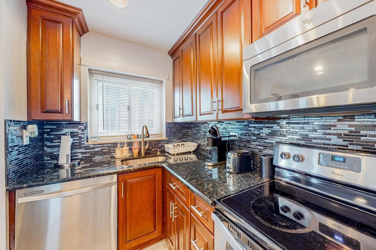 Peachtree Towers Apartment Atlanta