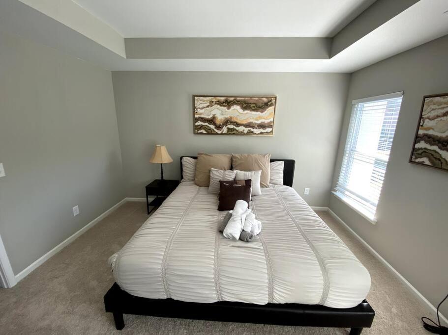 Apartment Brand New Mins To Airport