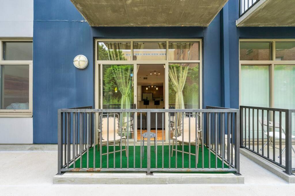 Downtown With Private Balcony+parking Apartment Atlanta