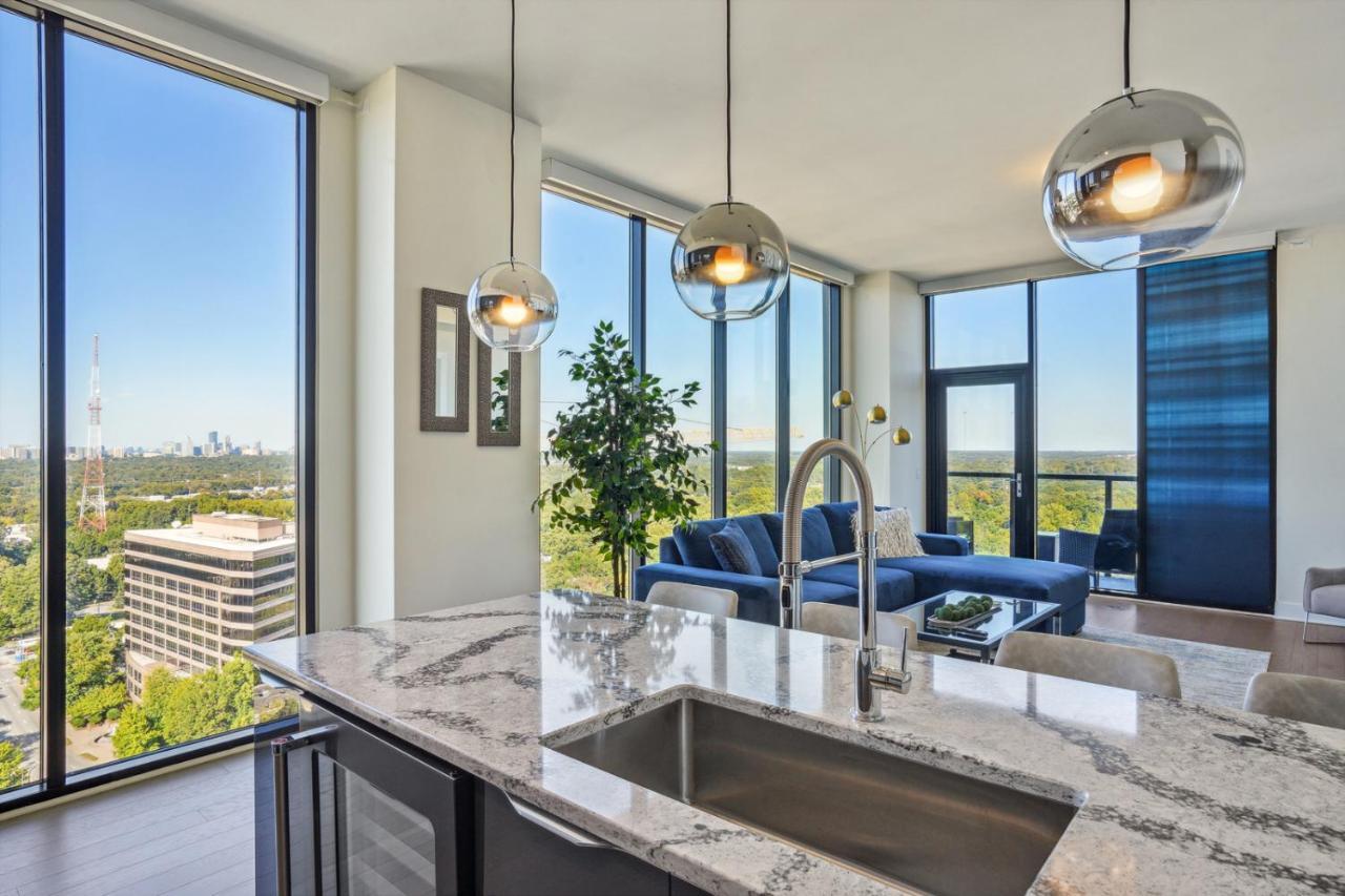 Luxury Midtown Penthouse Apartment