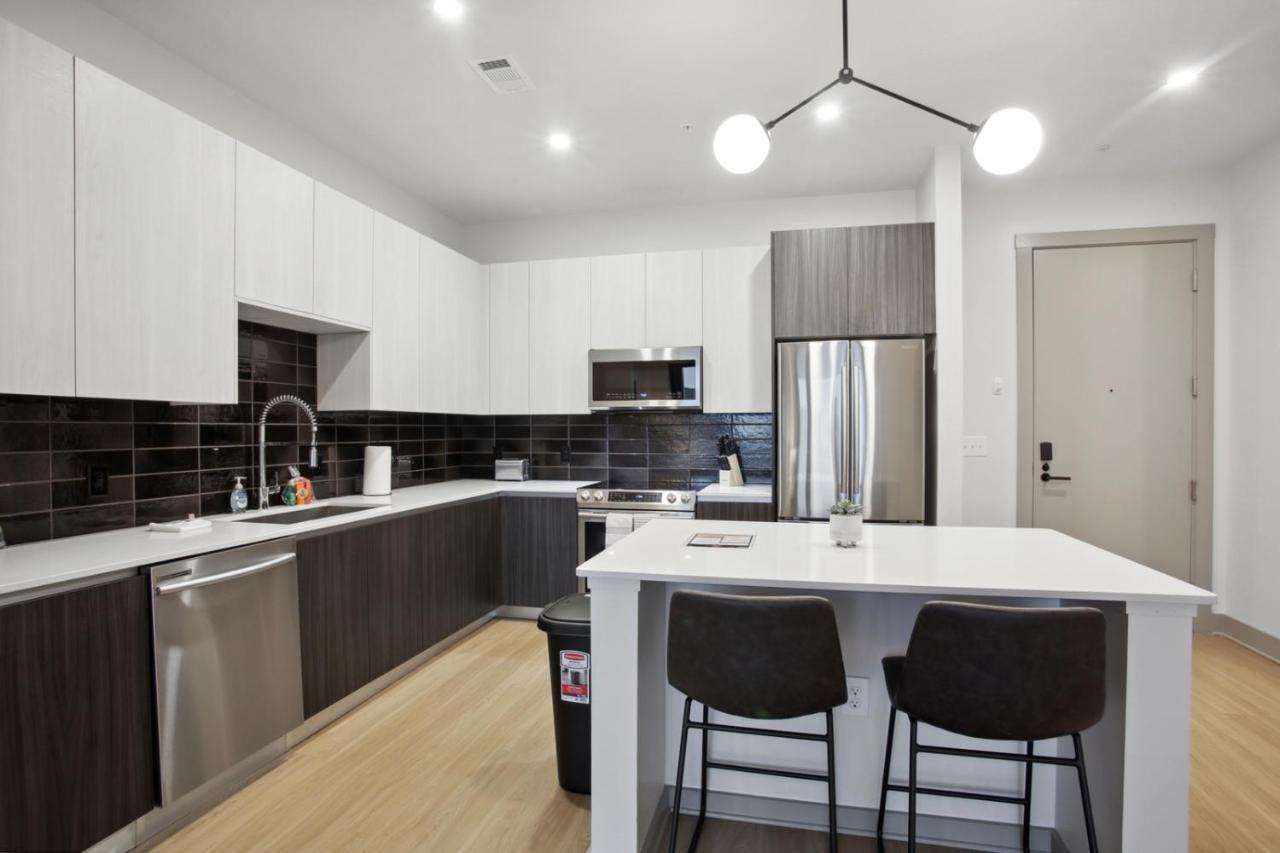 Apartment West Midtown Penthouse 2 Bdrm