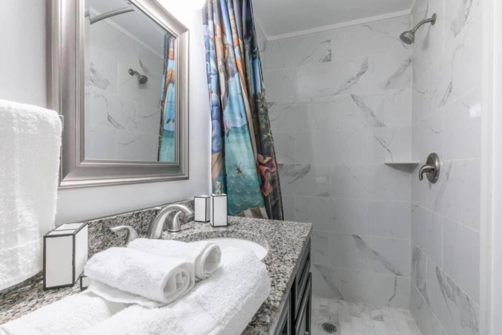 Opuluxe Renaissance Art Luxe Downtown Atl Apartment *