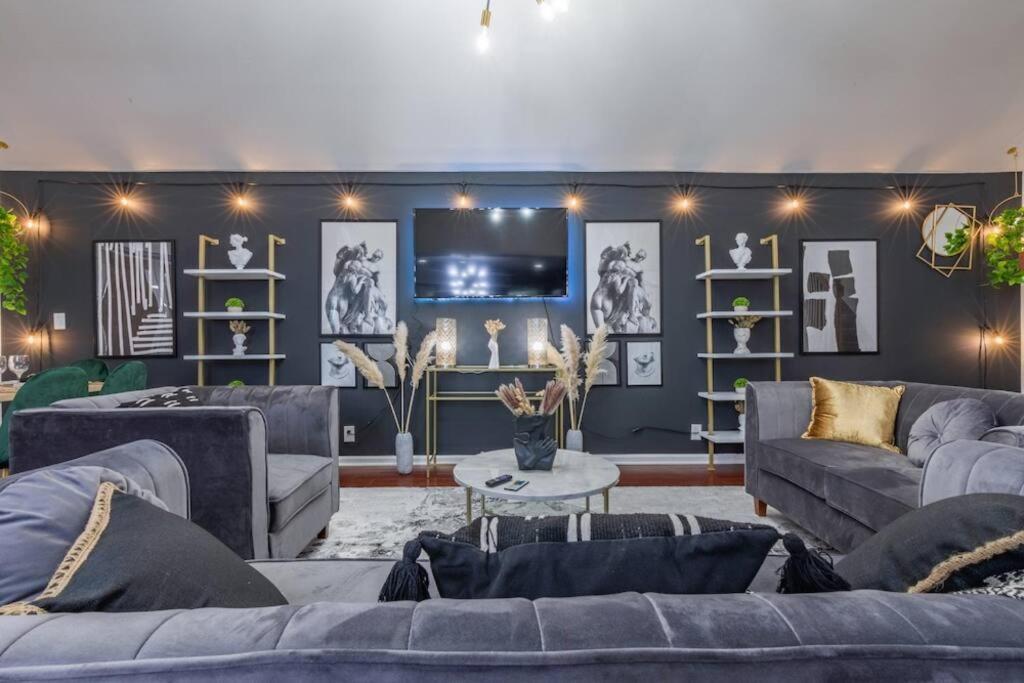 Opuluxe Renaissance Art Luxe Downtown Atl * Atlanta