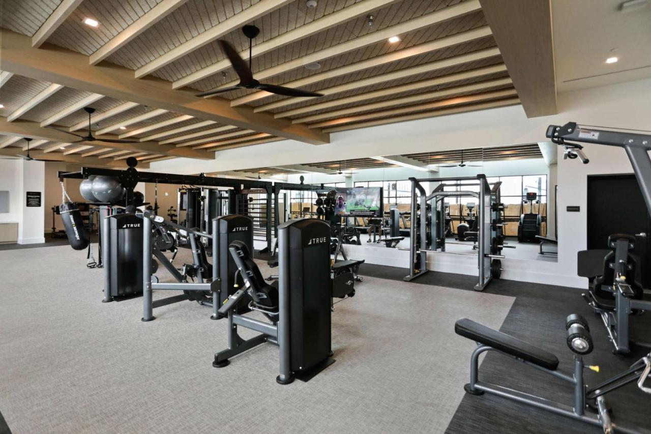 West Midtown Penthouse 2 Bdrm Apartment *
