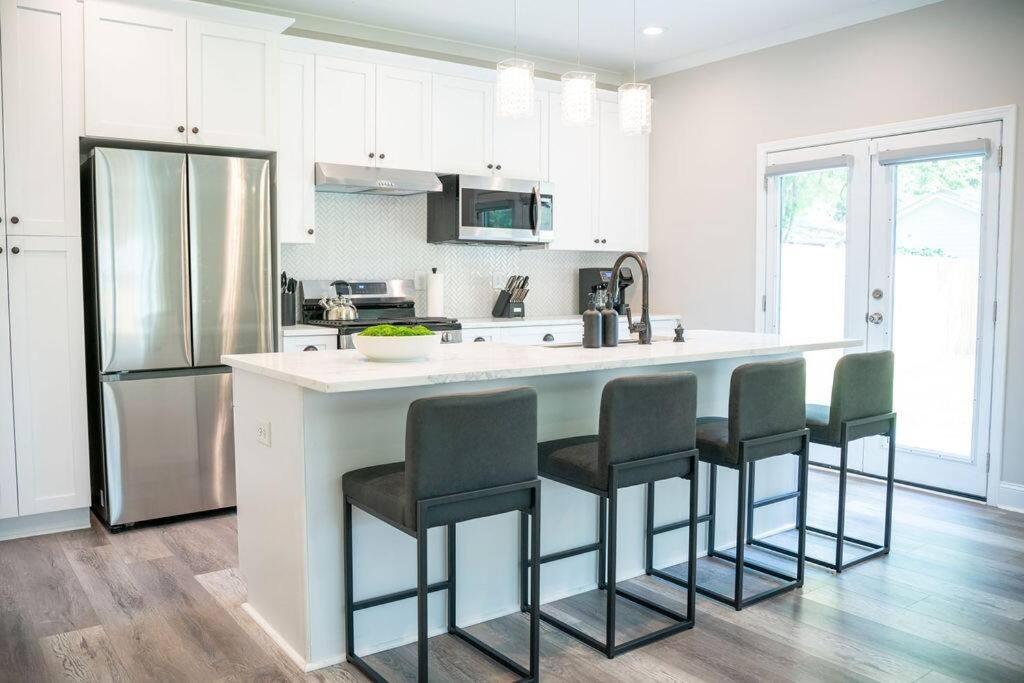 Brand New: Urban Oasis 5 Min From Mercedes Benz Atlanta