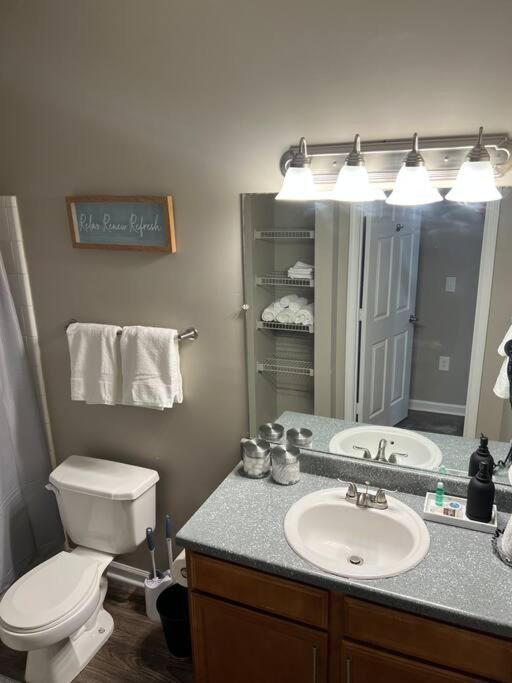 Apartment Luxury Style Unit 8 Min To The Airport. Atlanta
