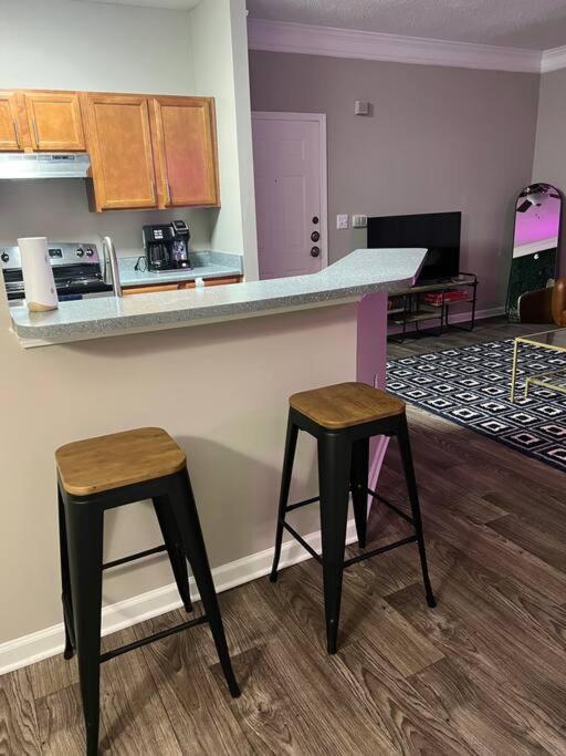 Luxury Style Unit 8 Min To The Airport. Atlanta