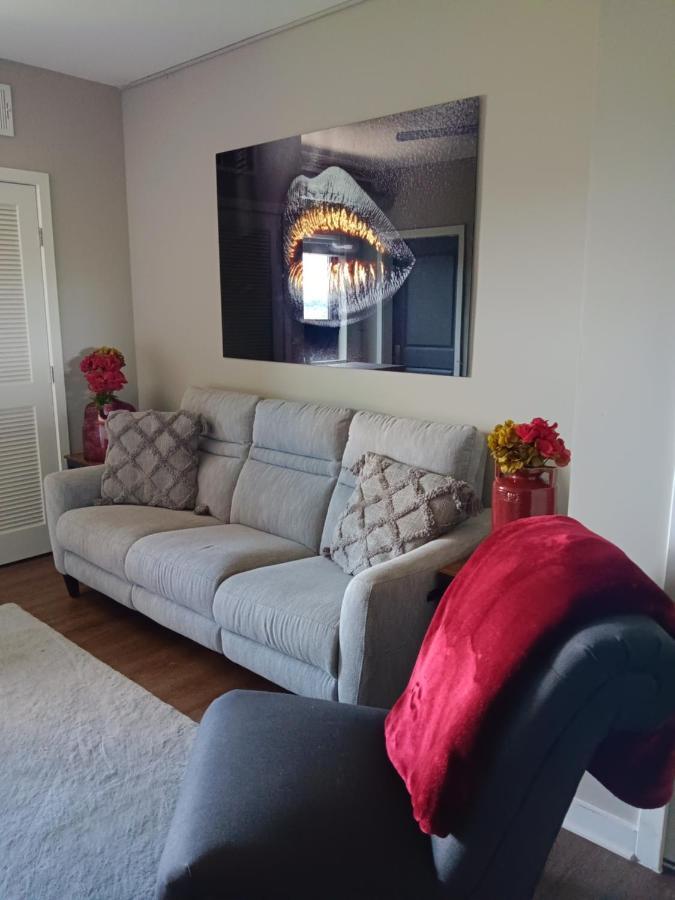 Cozy Buckhead Studio Great Location 761 Morosgo Drive Apartment *