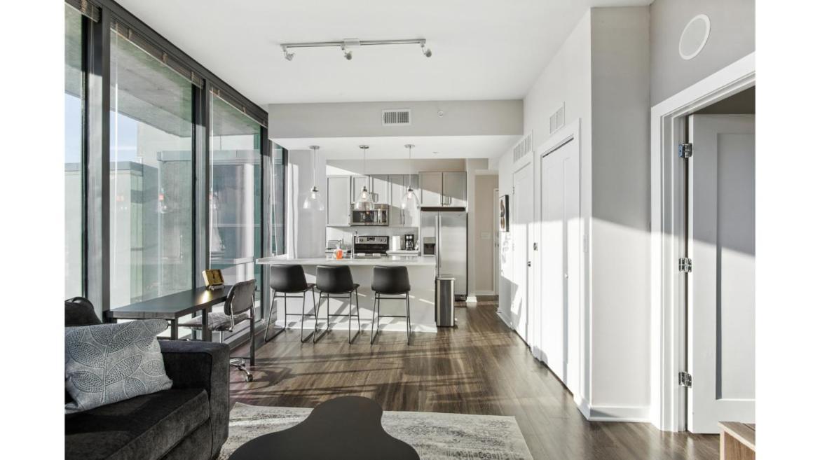 Apartment Piedmont Park 1 Bdrm *
