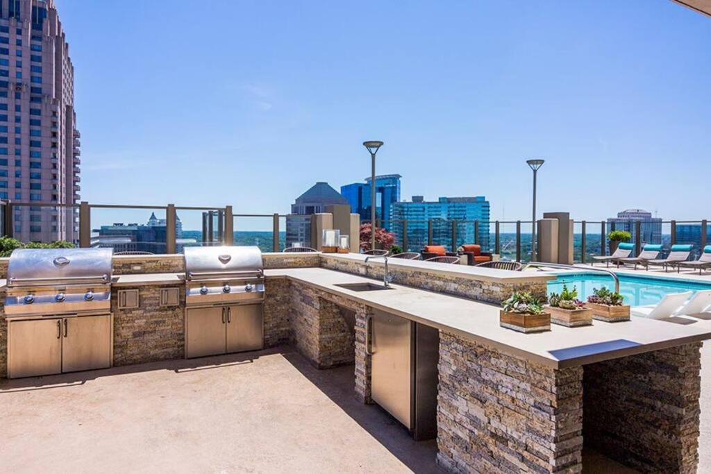 Luxury Midtown Skykine View Atlanta