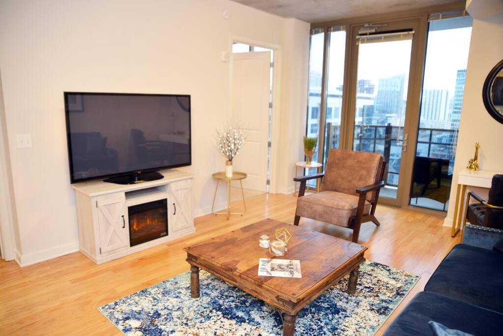Apartment Luxury Midtown Skykine View *