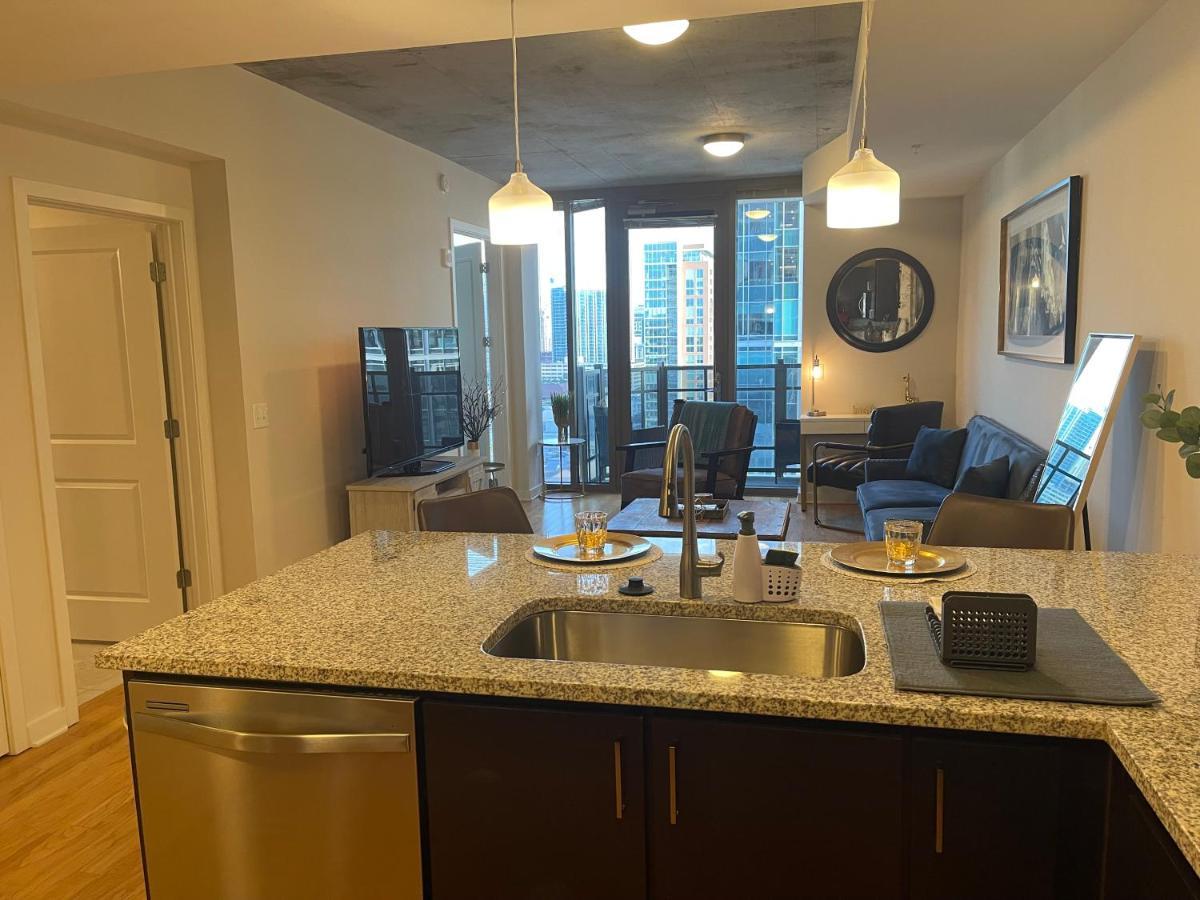 Luxury Midtown Skykine View Atlanta