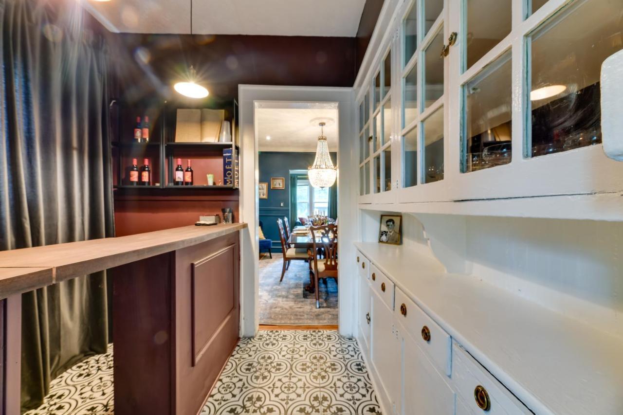 Holiday home With Deck 6 Mi To Downtown! *