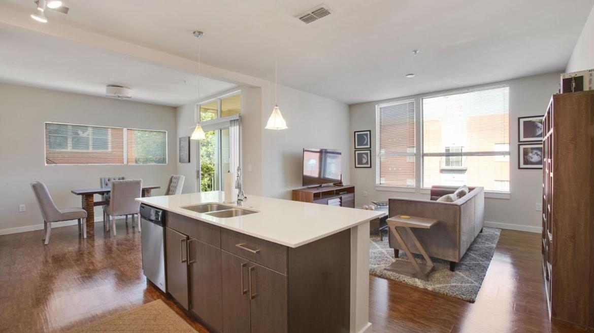 Apartment Inman Park 2 Bdrm