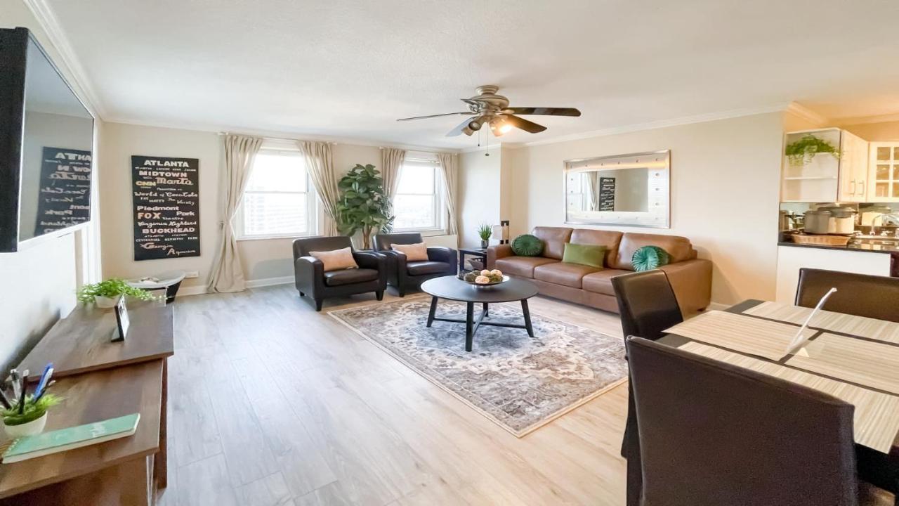 Stayatl Peachtree Center Dtown W Balcony Holiday home *