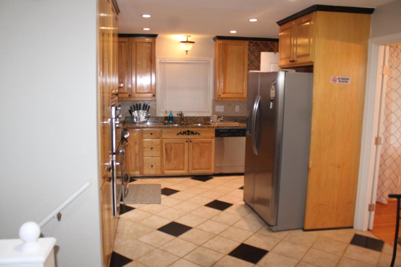 Holiday home Beautiful Lots Of Space 6 Mins From Airport