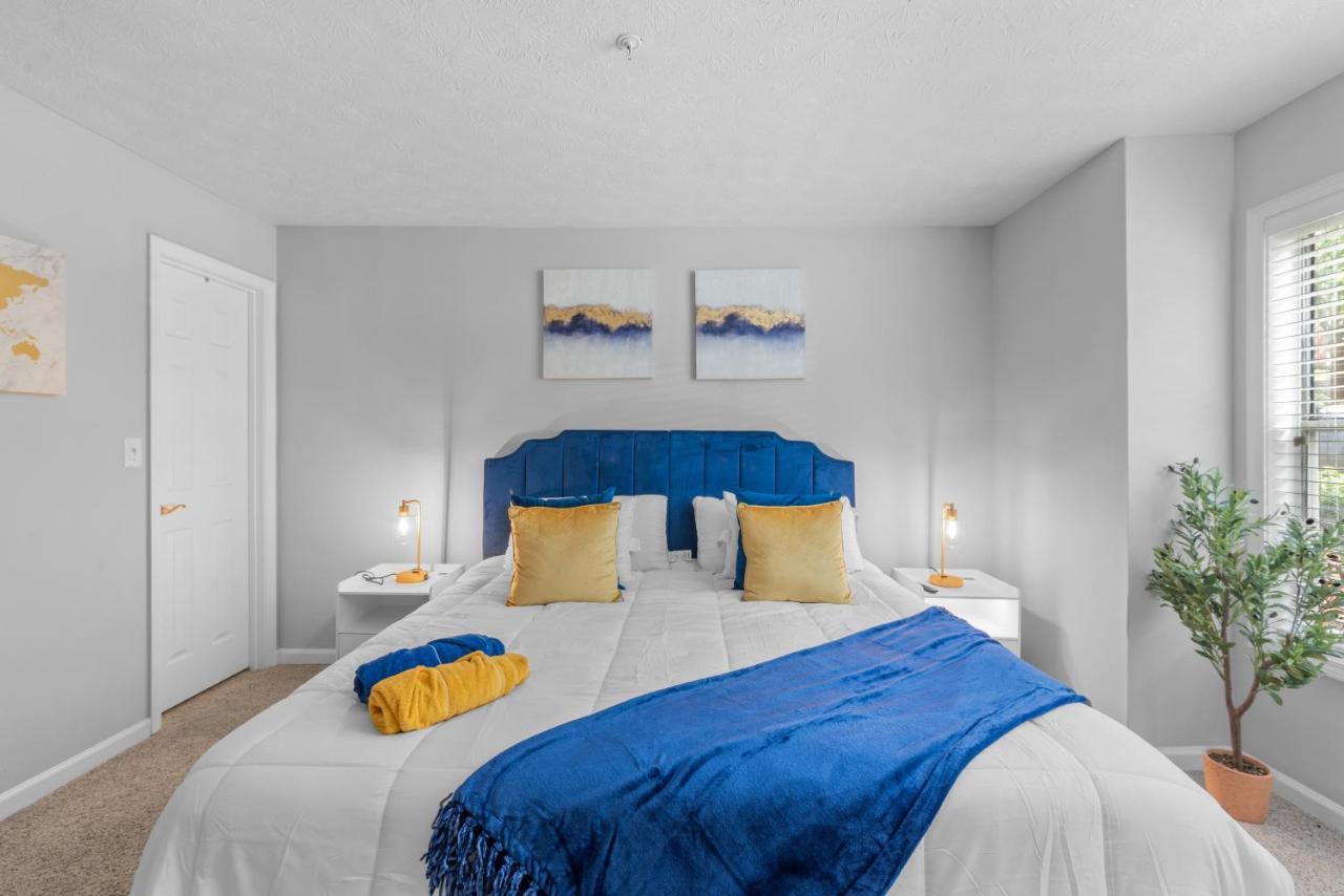 Apartment Modern Sapphire Sanctuary Near Braves Stadium *