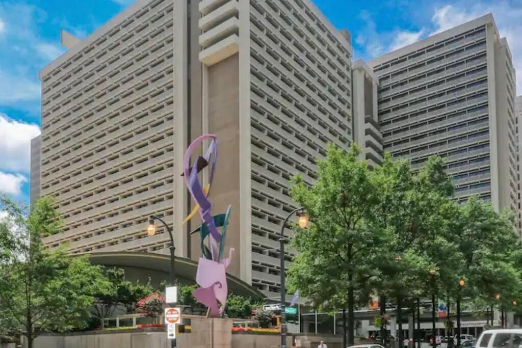 17th Floor Luxxe Penthouse Downtown Atl Apartment
