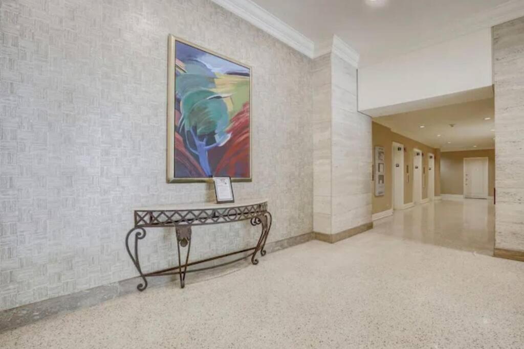17th Floor Luxxe Penthouse Downtown Atl