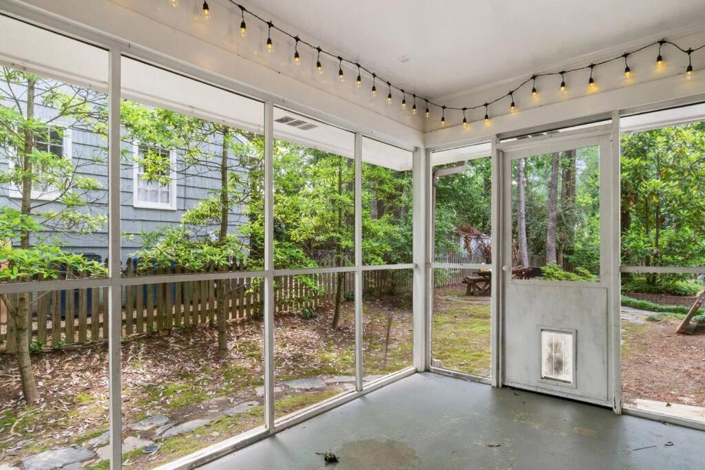 Buckhead Luxe Home, Outdoor Fire Pit Holiday home
