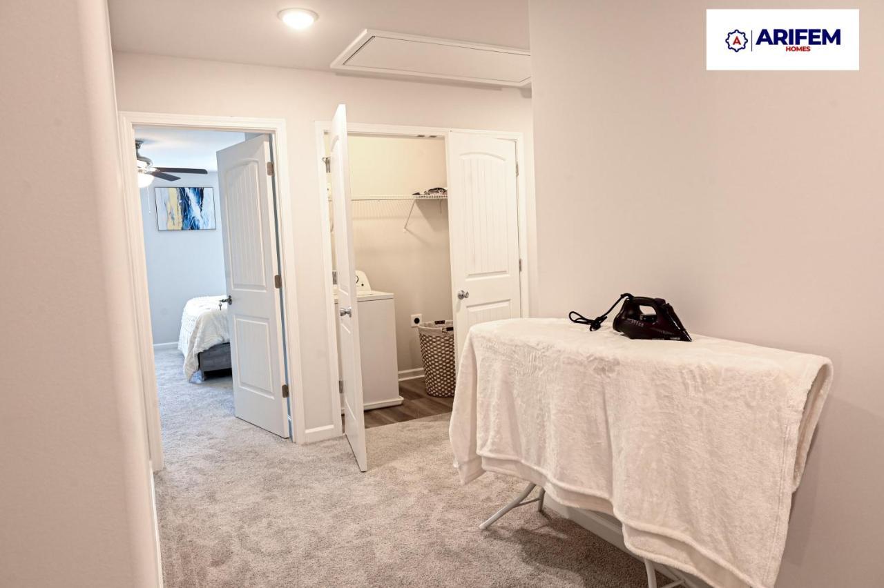 Spanking Newly Built Home! Arifem Homestay Atlanta