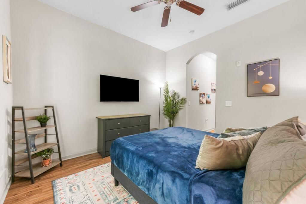 Luxe 2 Bedroom Oasis Near Cobb And Truist Park Atlanta